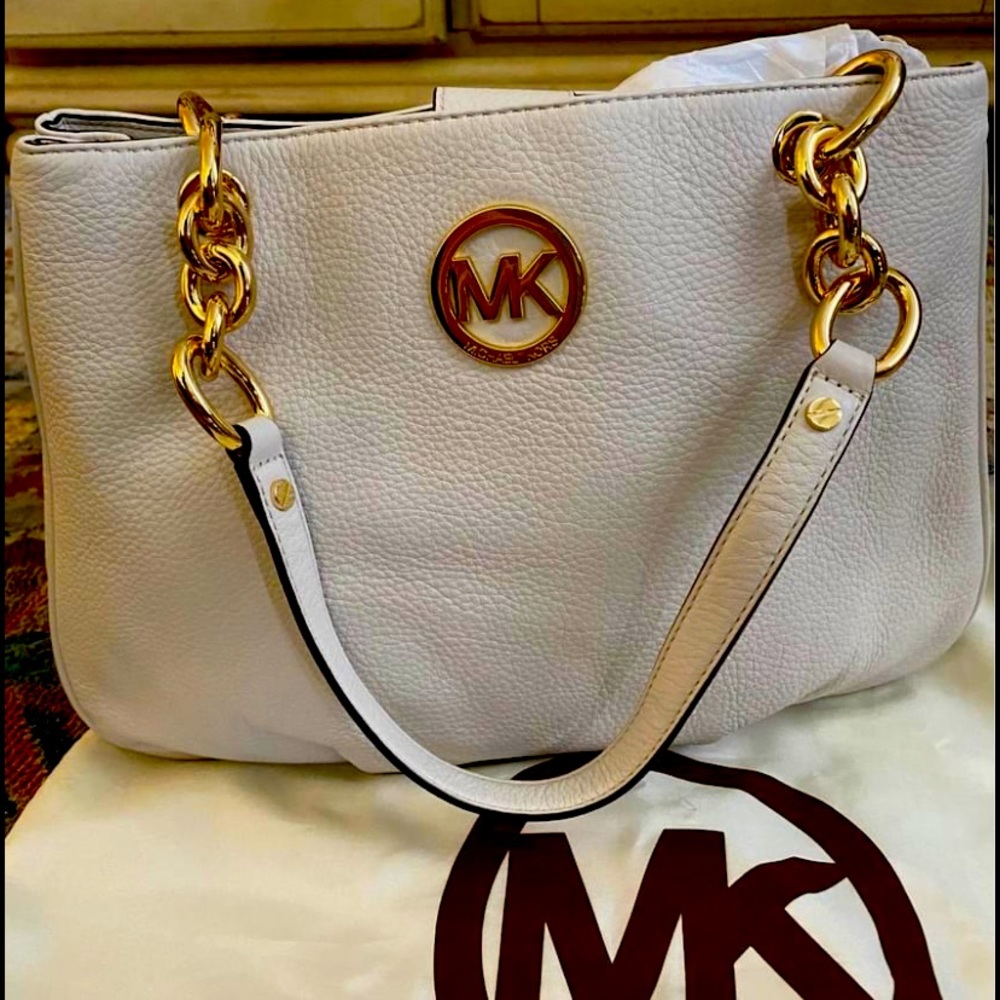 Handbag- Michael Kors-